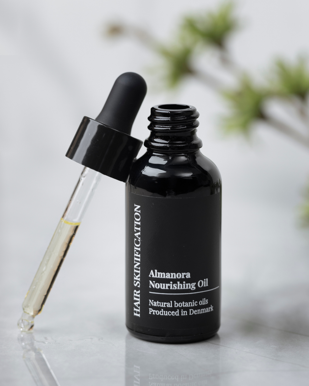 Almanora Nourishing Oil